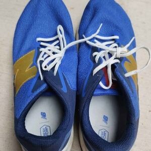 Blue New Balance Athletic Tennis Shoes